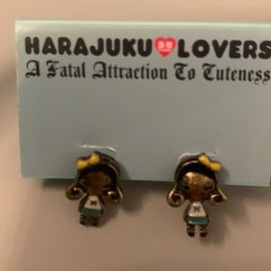 NWT Harajuku girl earrings